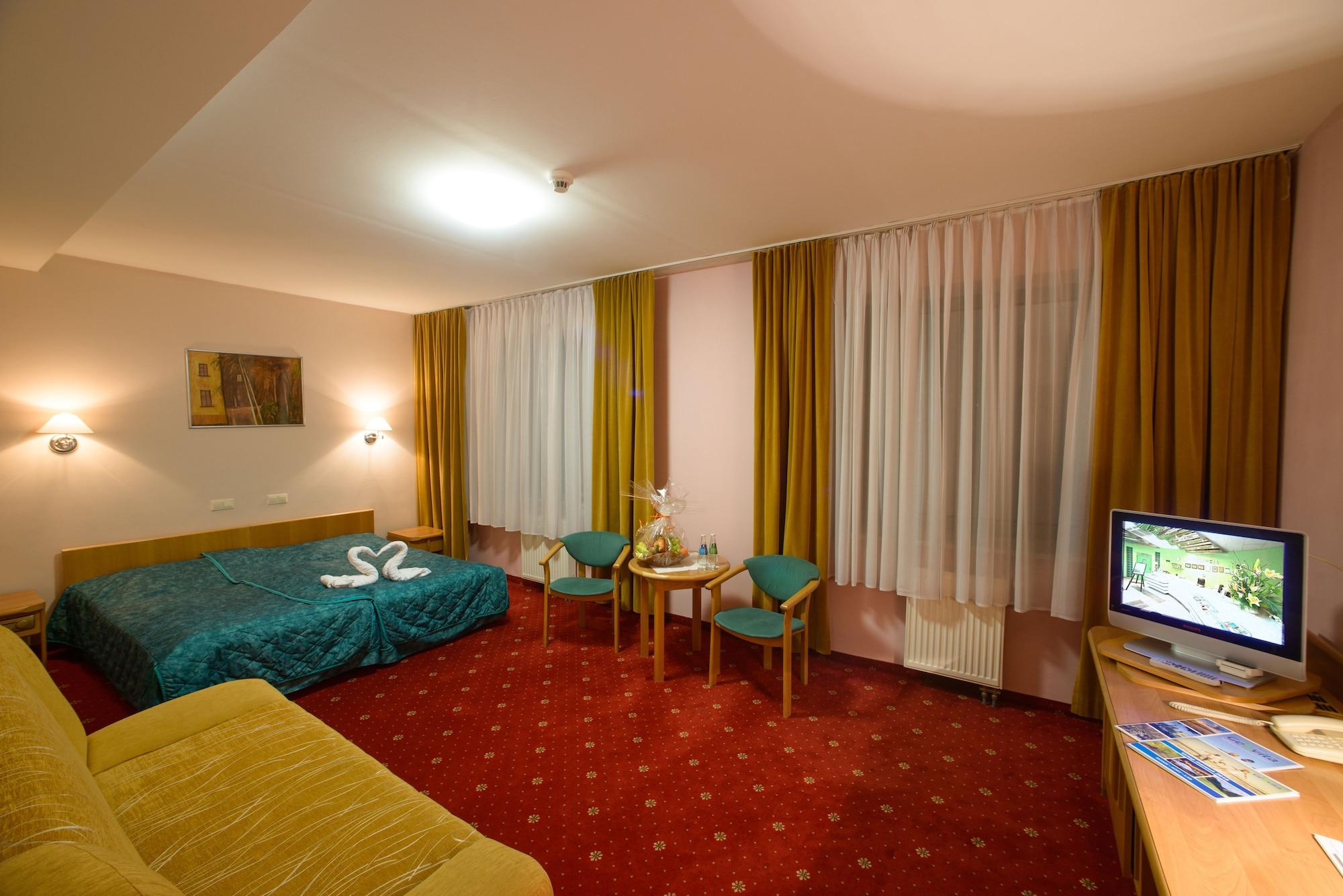 Orient 4*