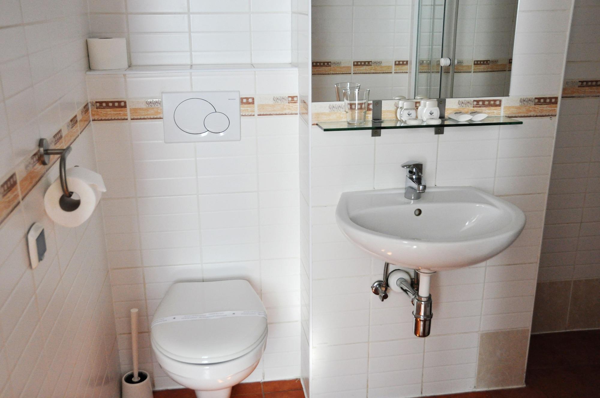 Aparthotel Maly 2*