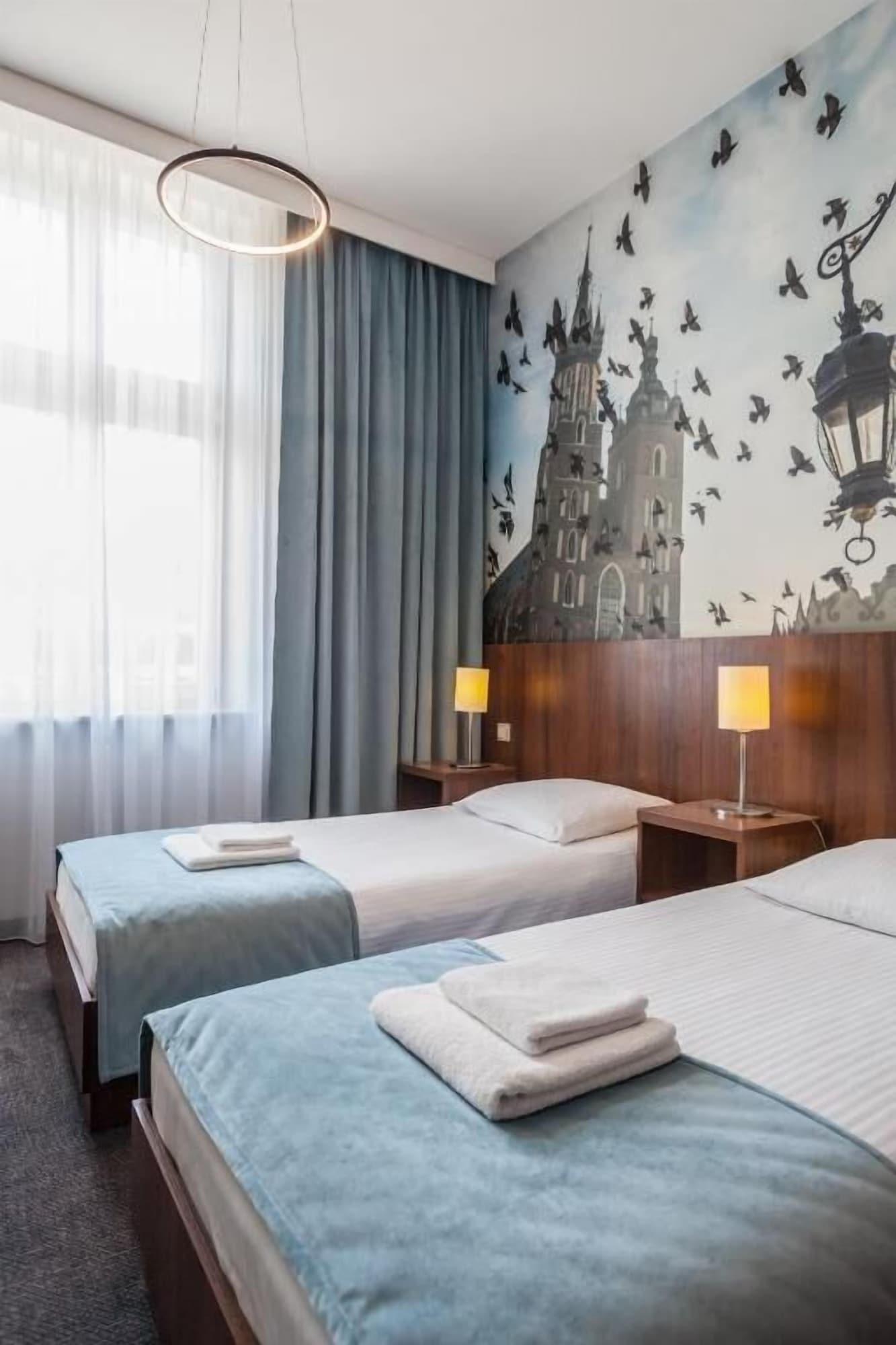Hotel Downtown 3*