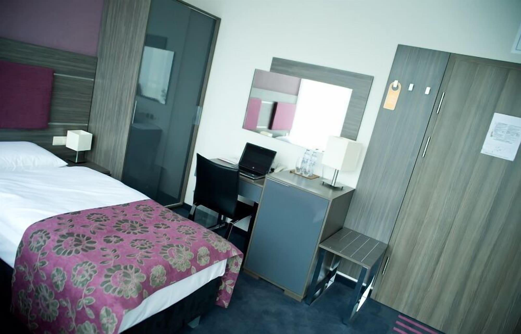Centrum Business Hotel