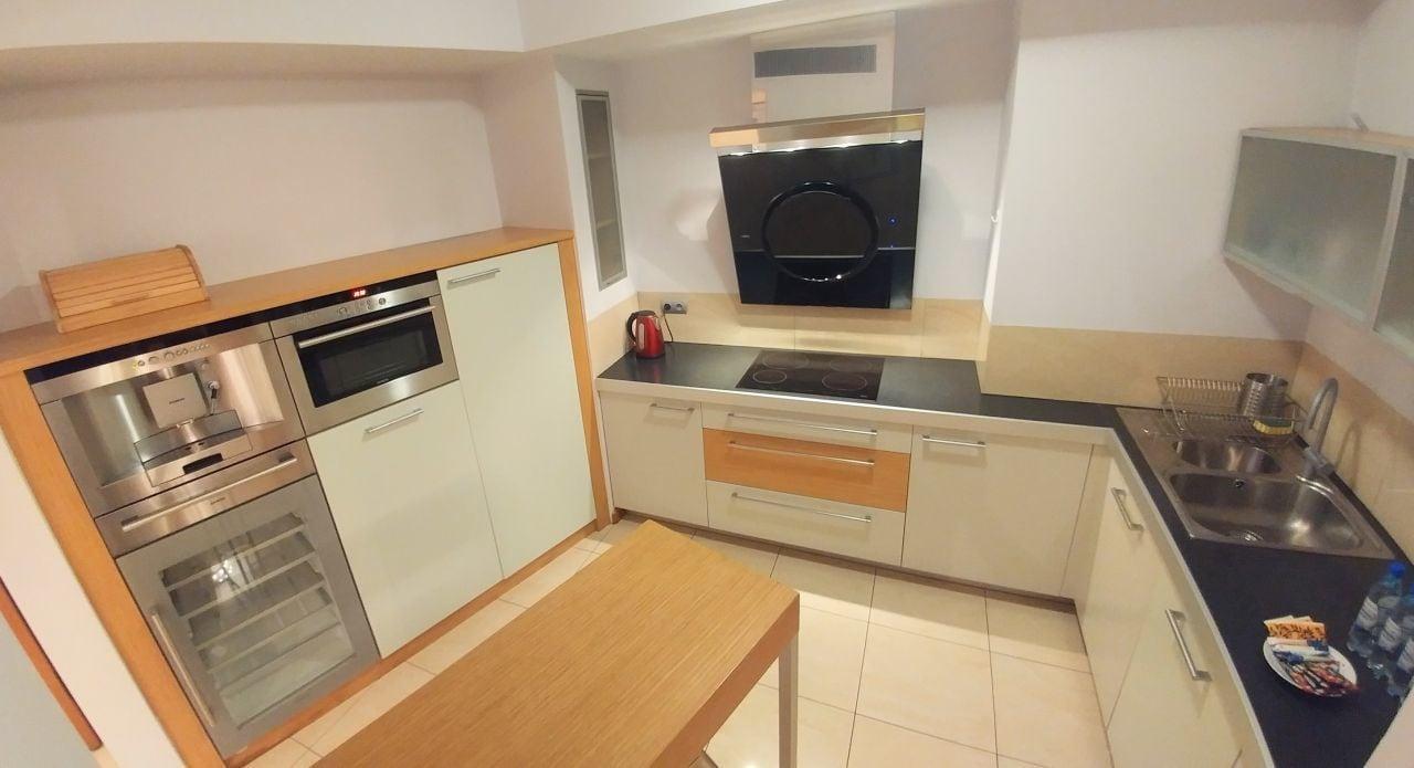 Angel Plaza Apartment