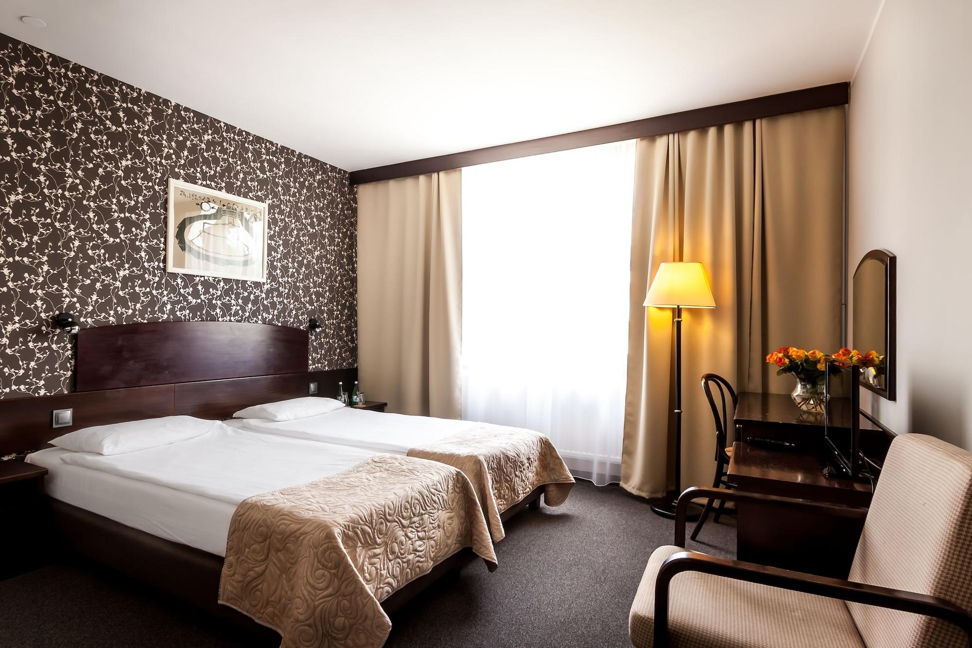 Go Cracow Resort 3*