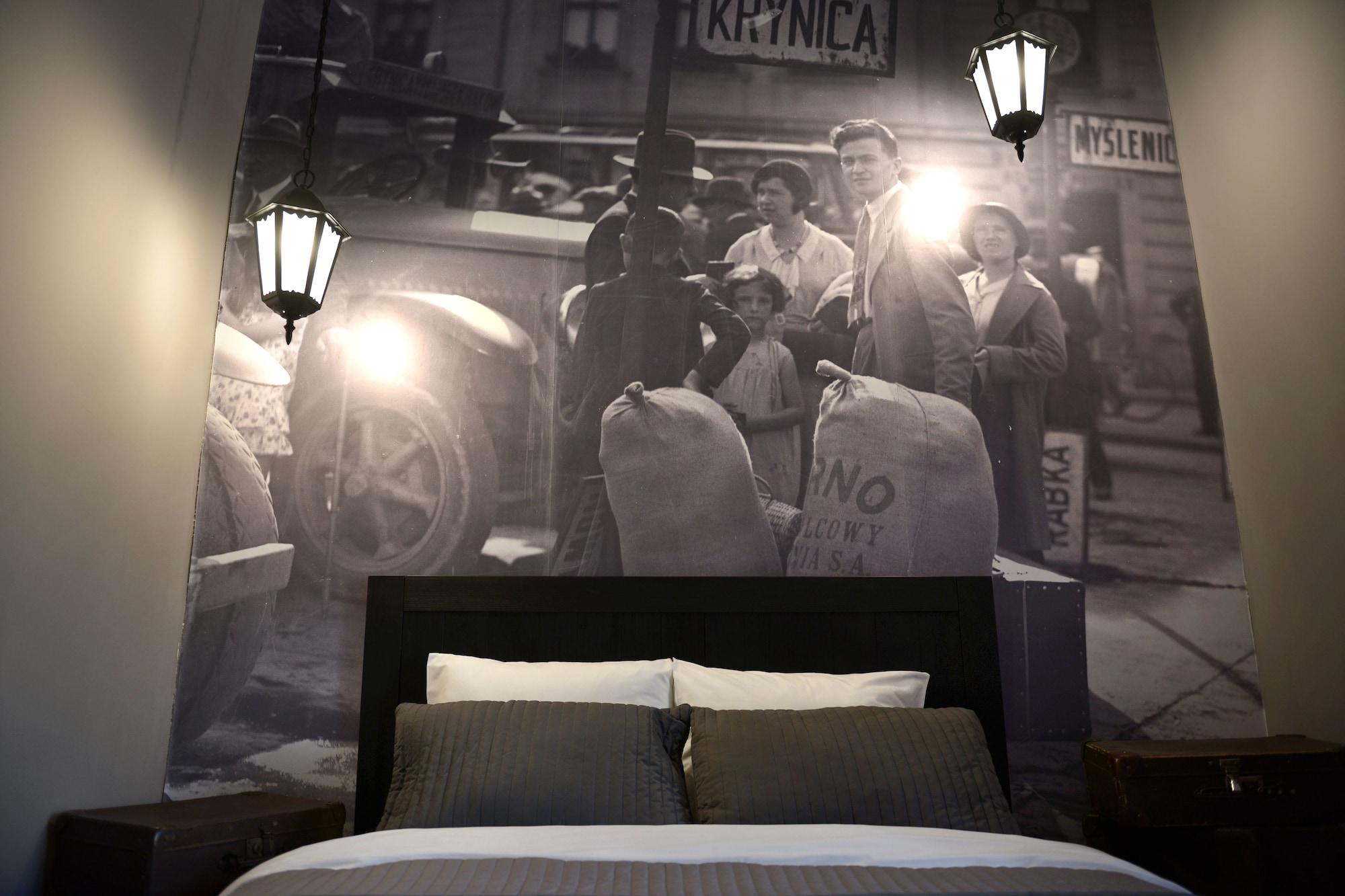 La Gioia Grey Stylish