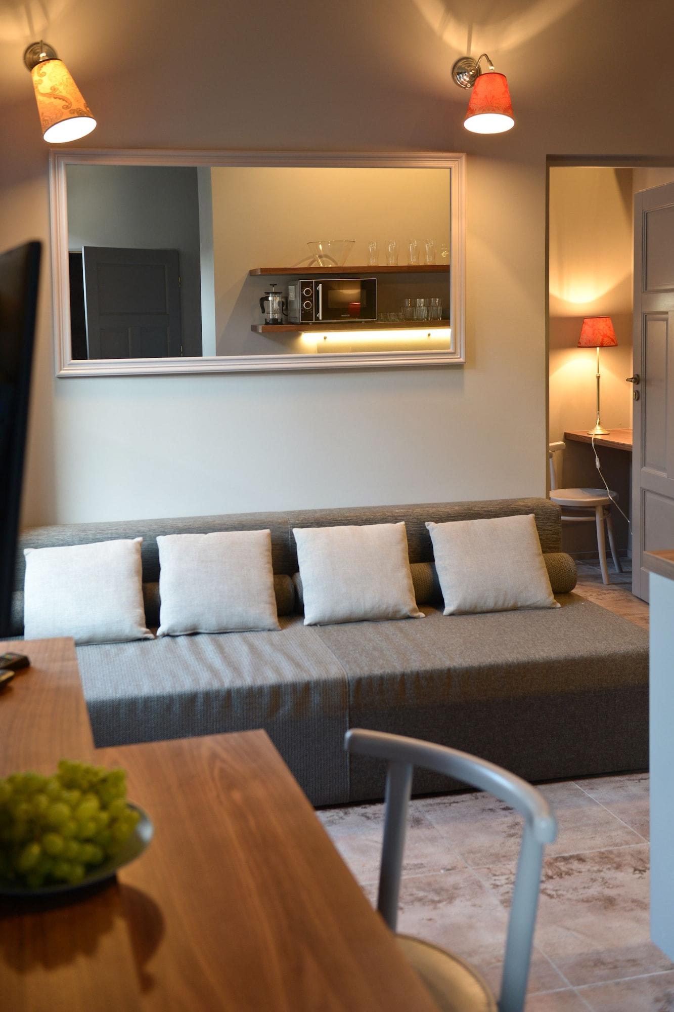 La Gioia Grey Stylish Apartment