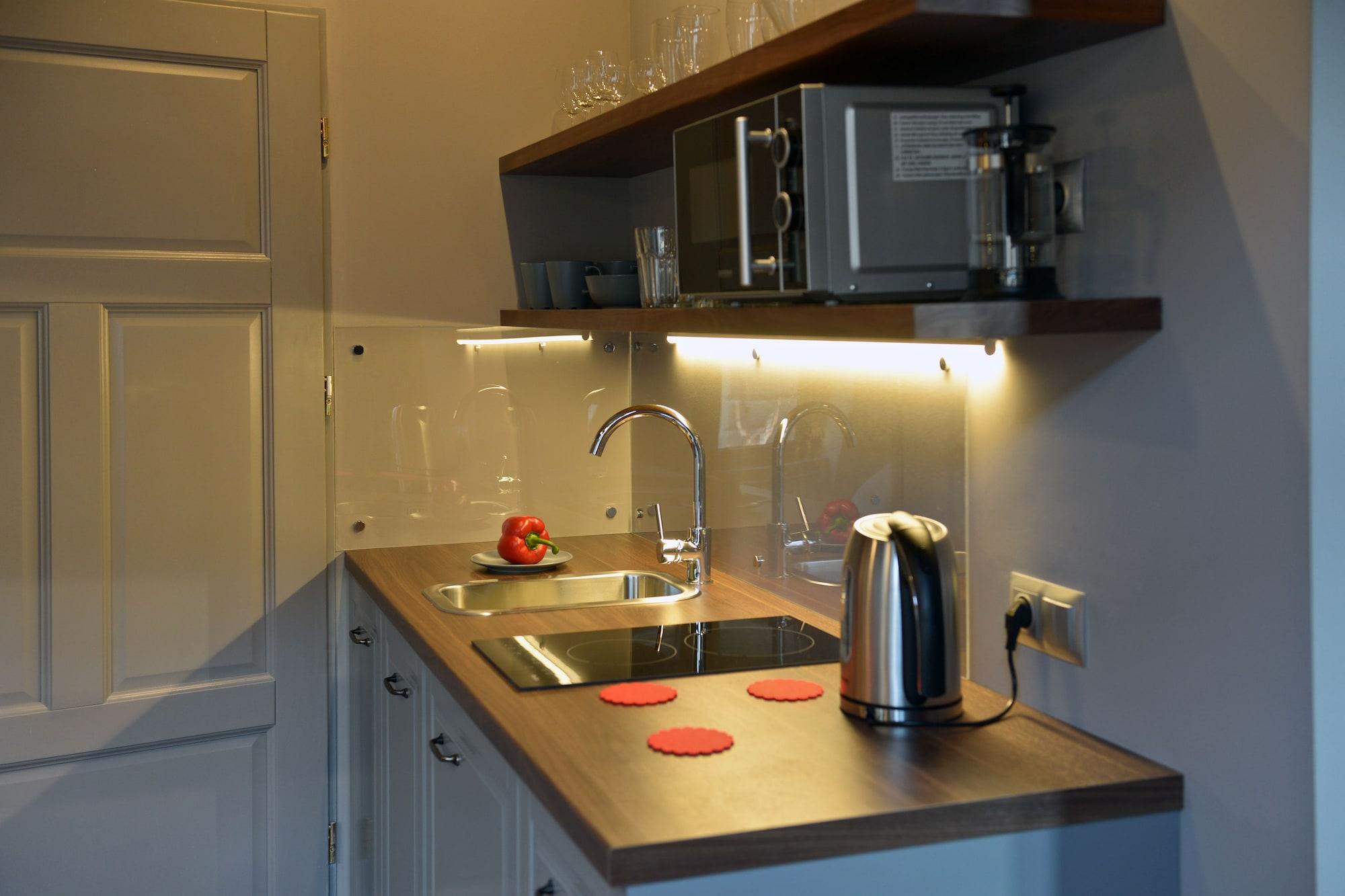 La Gioia Grey Stylish Apartment *
