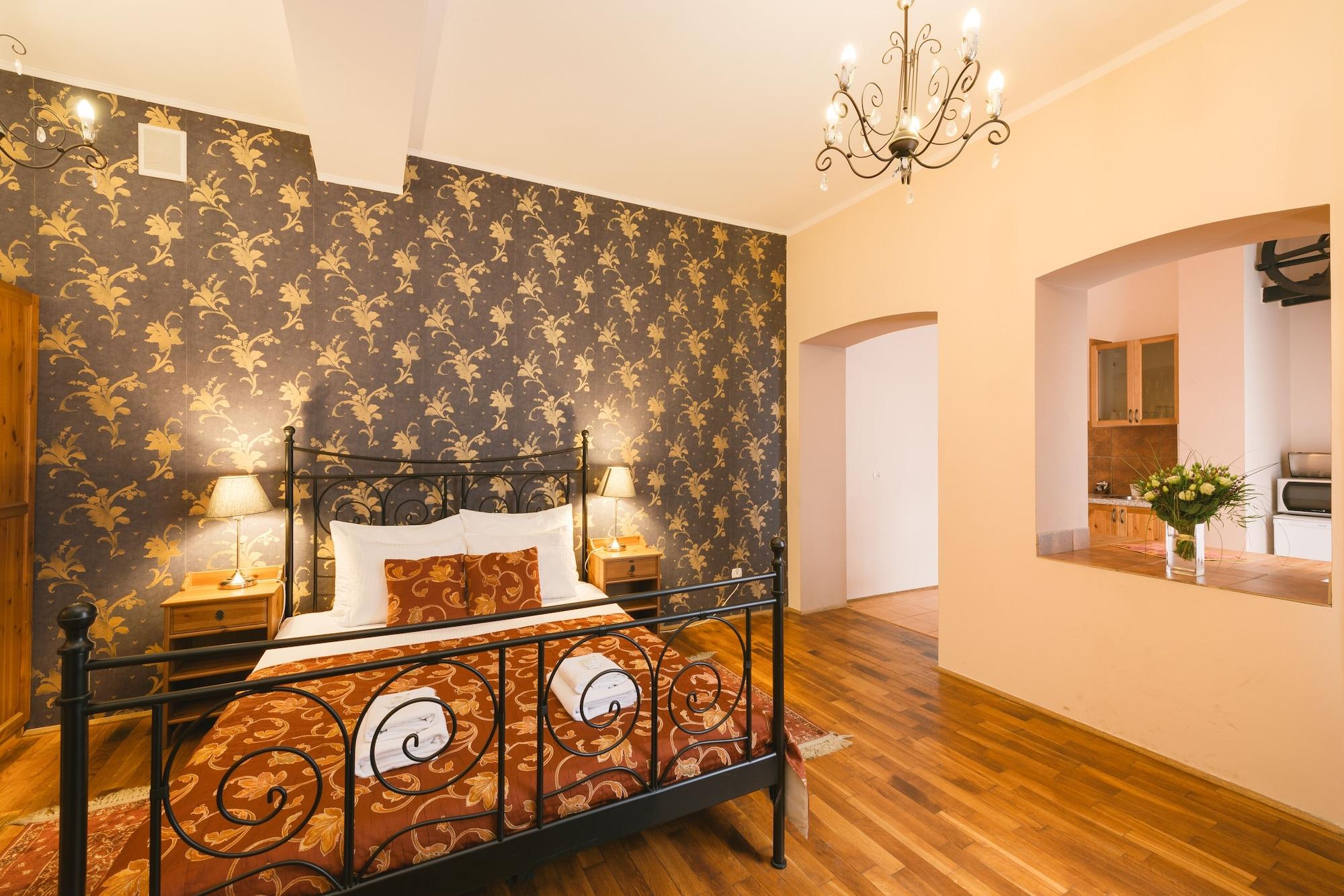Abella & By Artery 3* Krakow