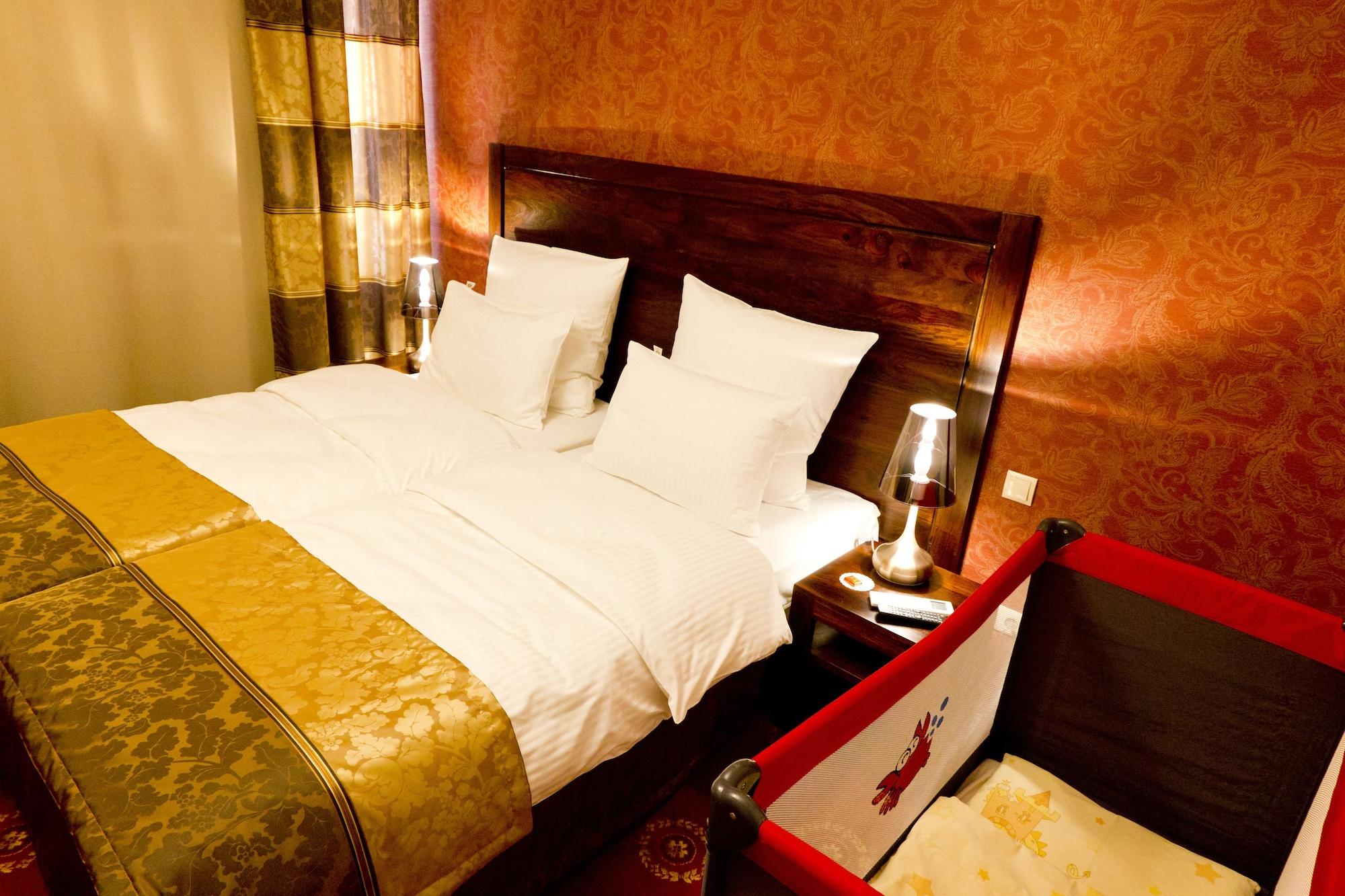 Hotel Columbus