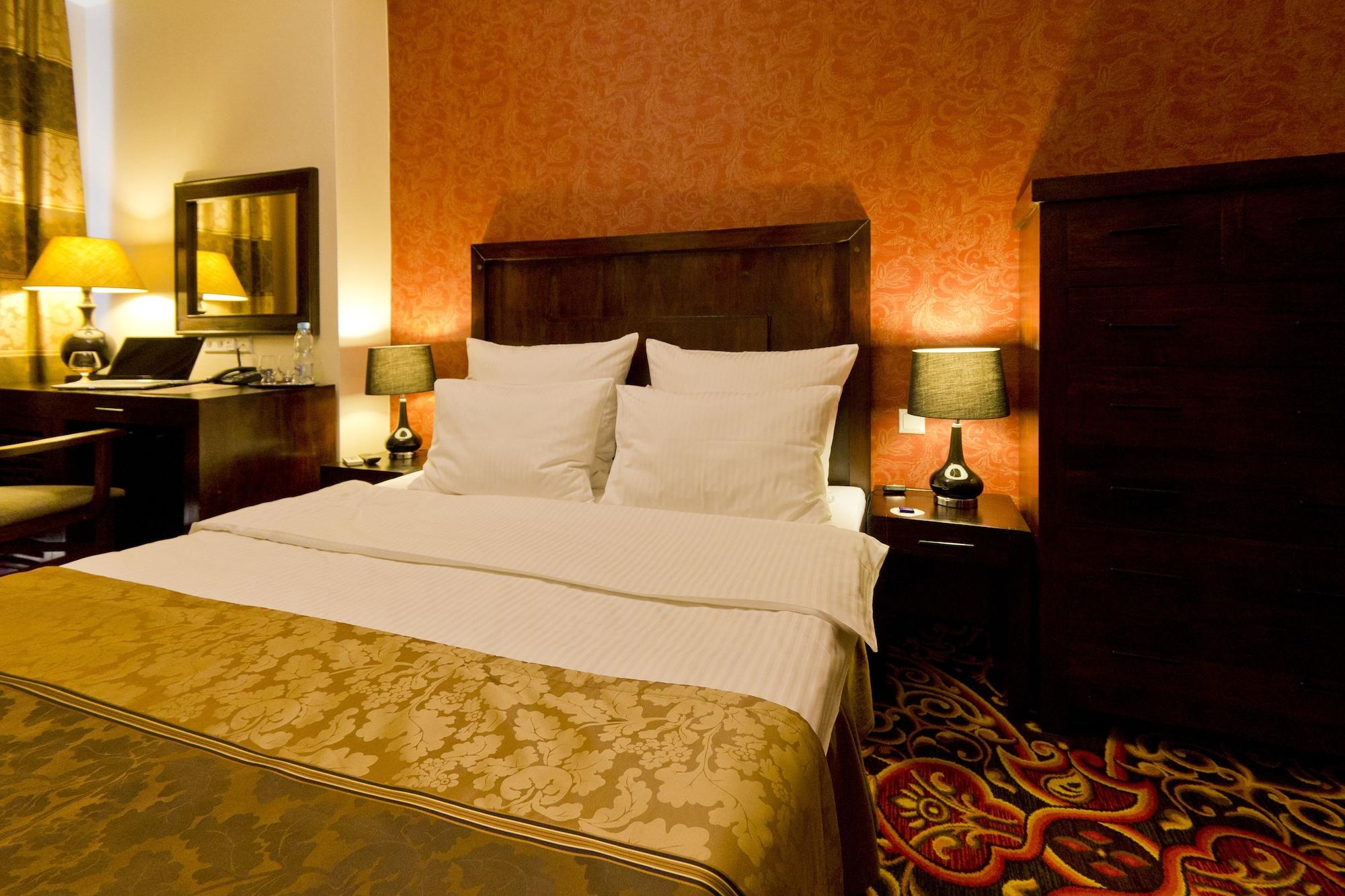 Hotel Columbus
