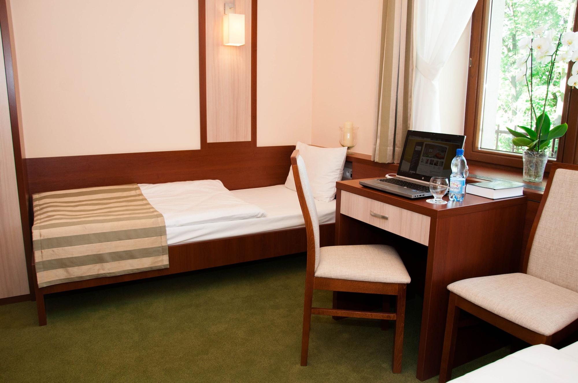 Hotel Domus Mater