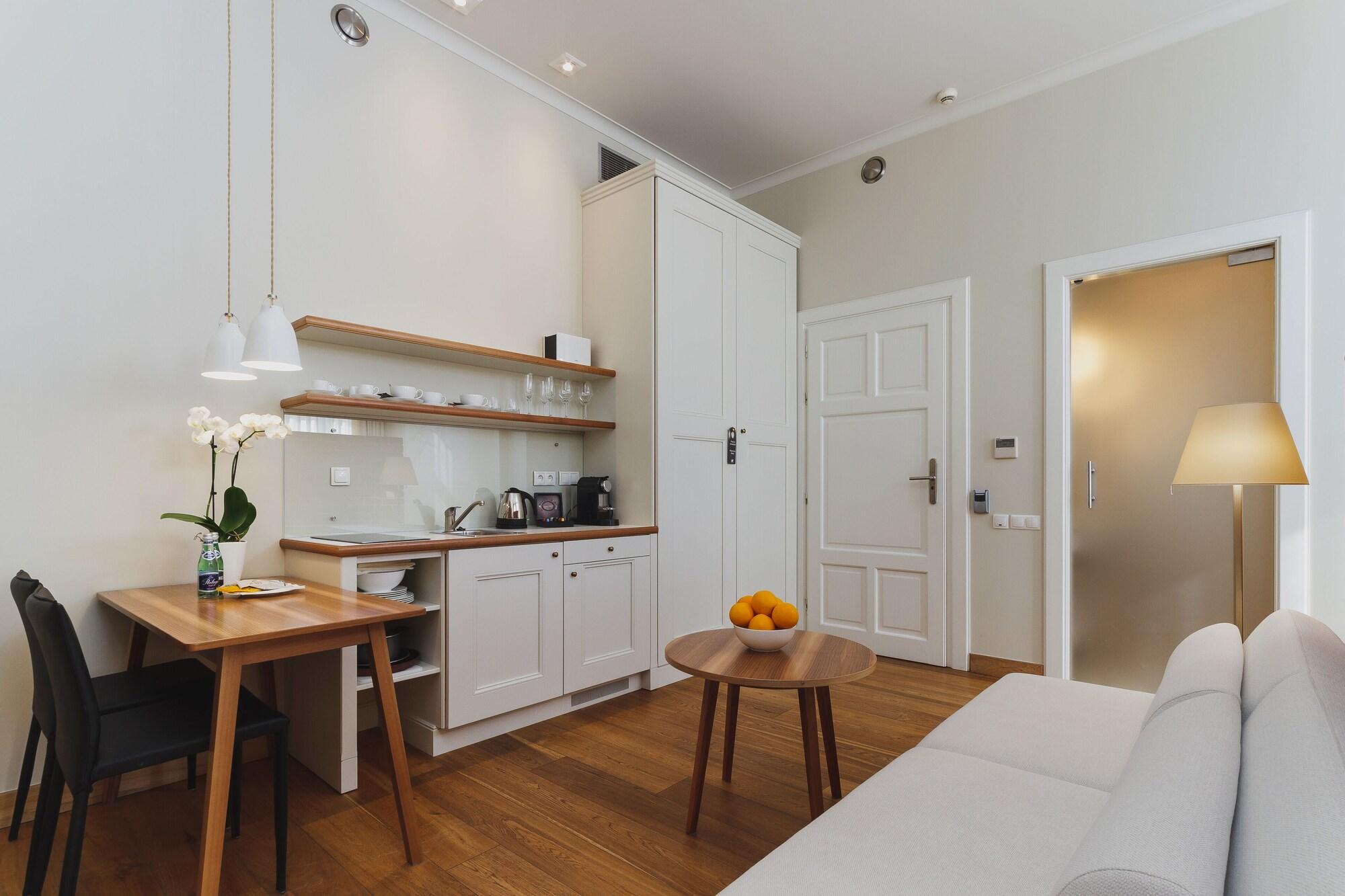 Aparthotel Bracka 6
