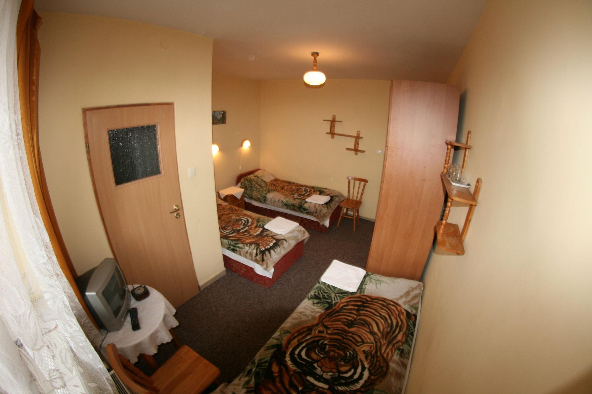 Daisy Budget Hotel *