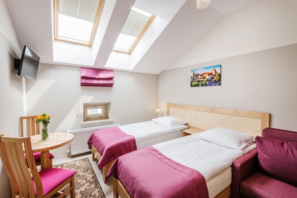 Garden Palace Aparthotel 3*