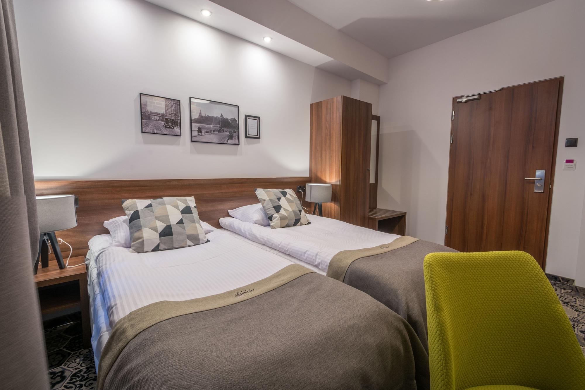 Hotel Lavender 3*