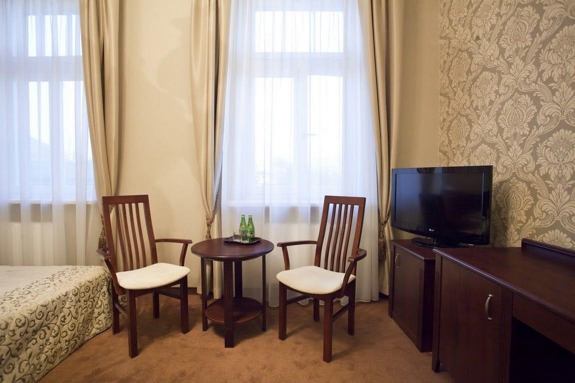 Royal Hotel