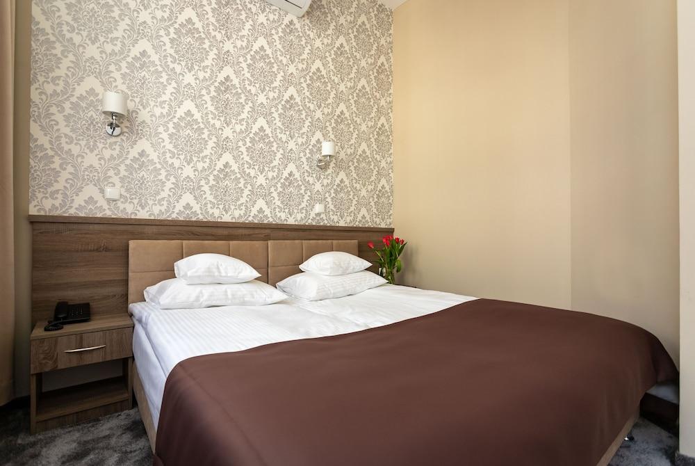Maximum Hotel 3*