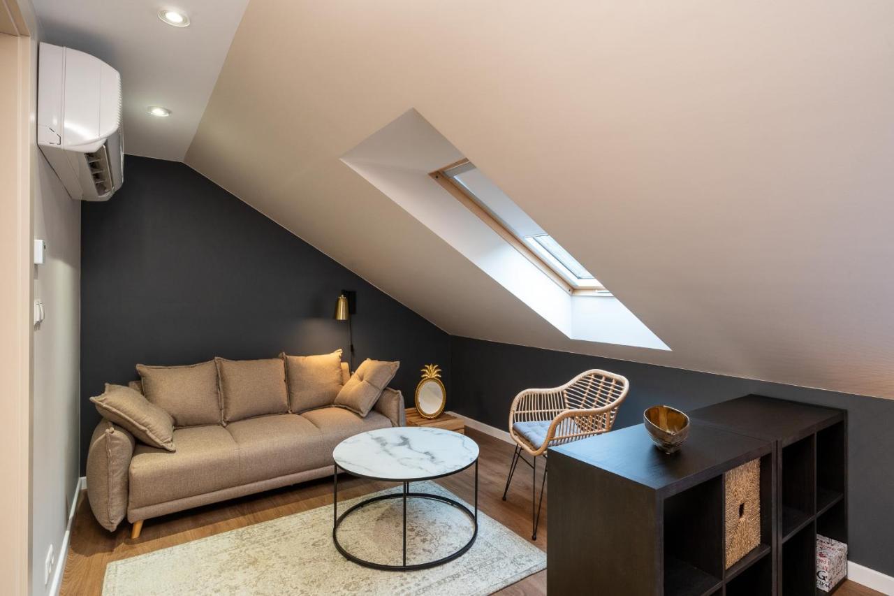 Zaka Apartment