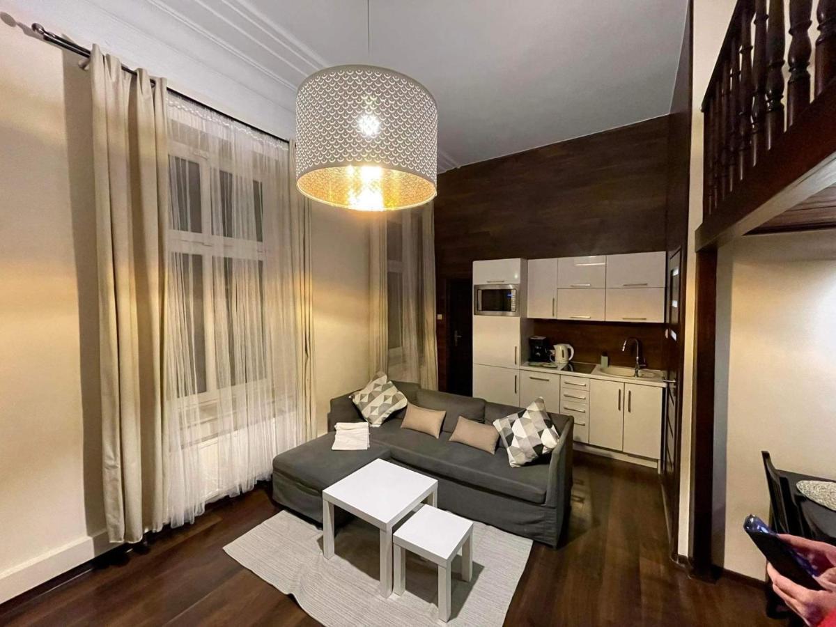 Apartment Honey - Loftaffair *