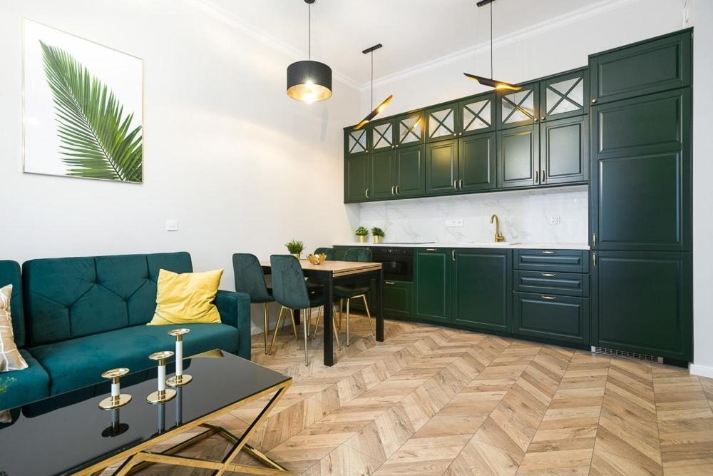 Glamorous Old Town Cracow Apartment Krakow
