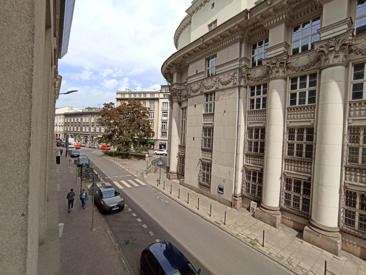 Wielopole 17 * Kraków