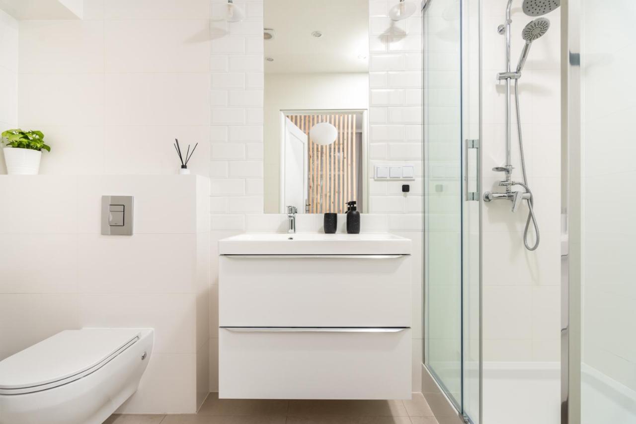Modern Centrally Located - By Upstairs Apartment *