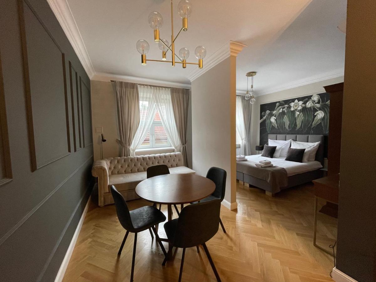Mr 3 Hotel apartamentowy 3*