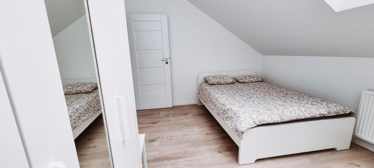 Cozy Spacious Apartment 7 Krakow