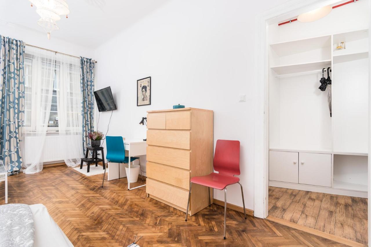 In The Jewish Quarter Apartment *