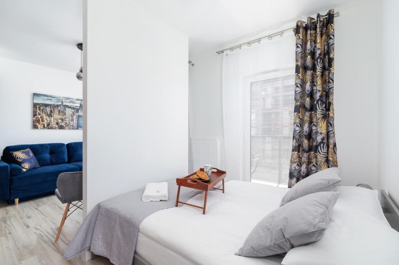 Salsa Cracow By Renters *