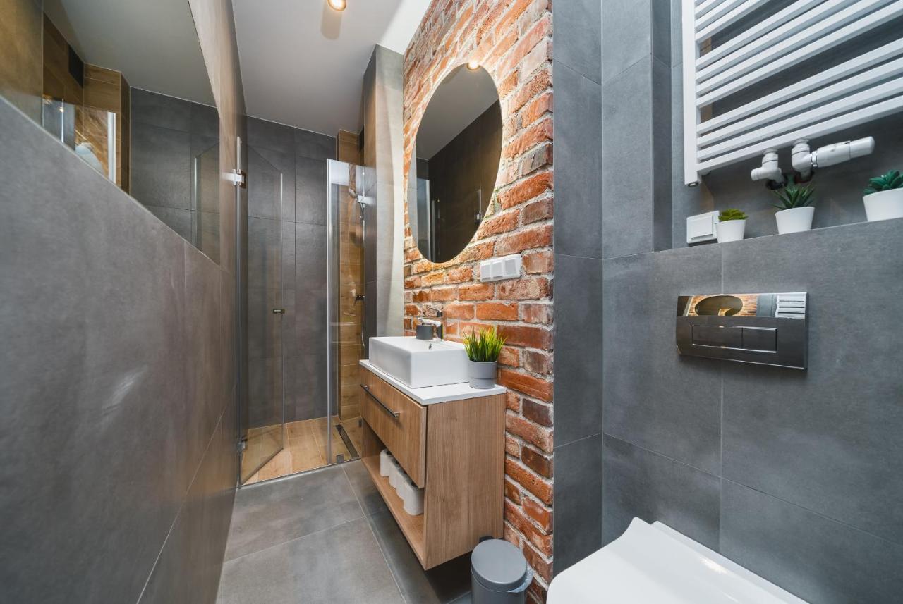 Saint Florian's - Old Town Luxury - By Upstairs Apartamento Cracóvia