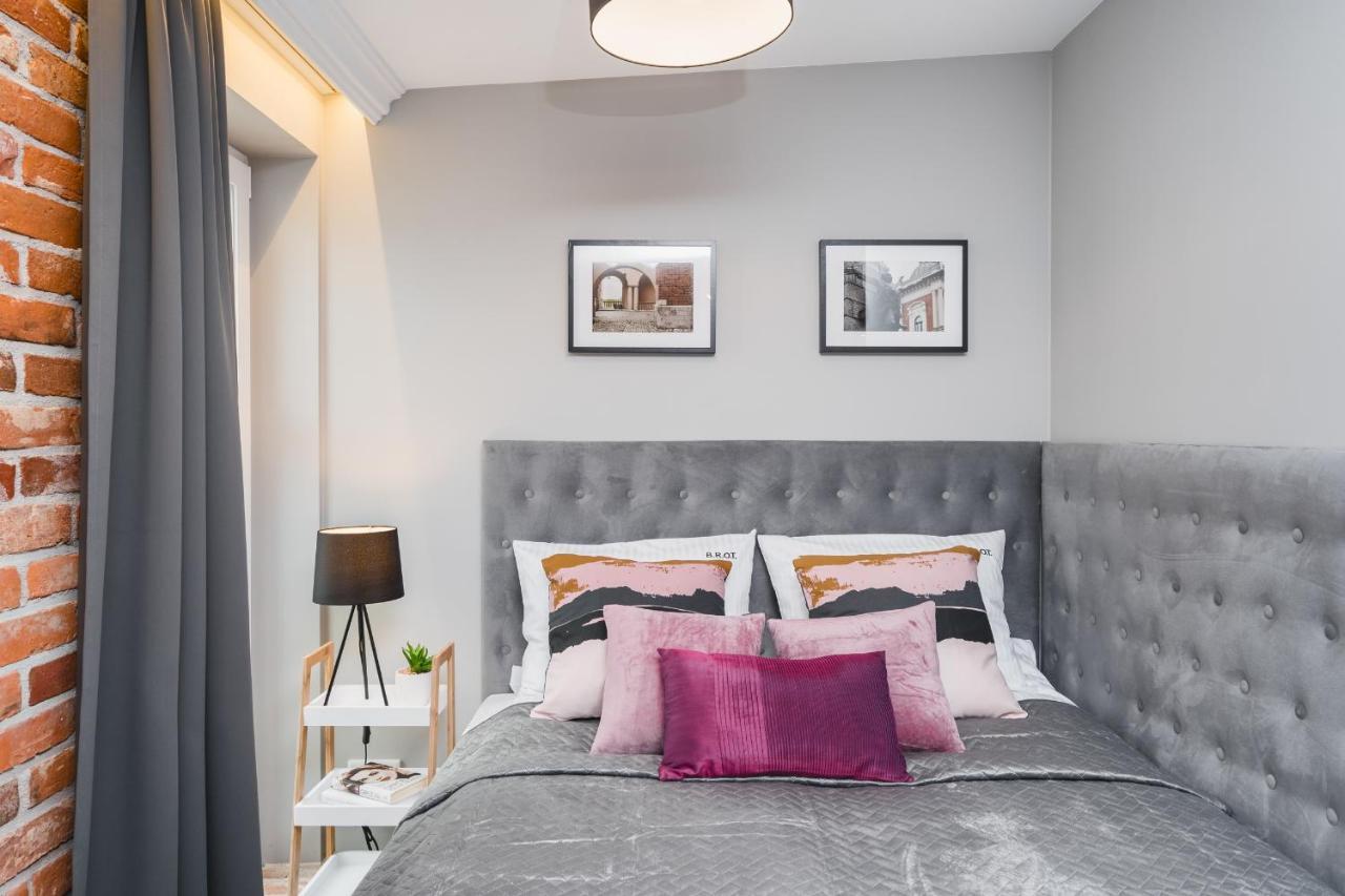 Saint Florian's - Old Town Luxury - By Upstairs Cracóvia