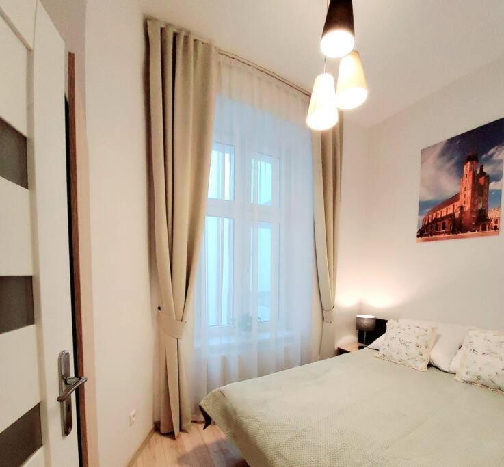 Apartamento Golden Bosacka Old Town 2 *