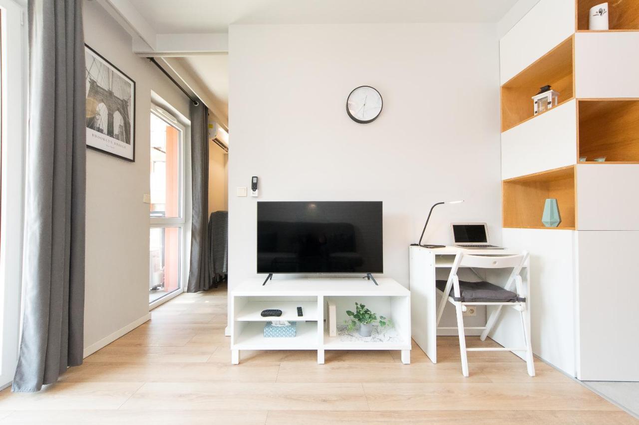 Main Trainstation One Bedroom Ac P4you Pl