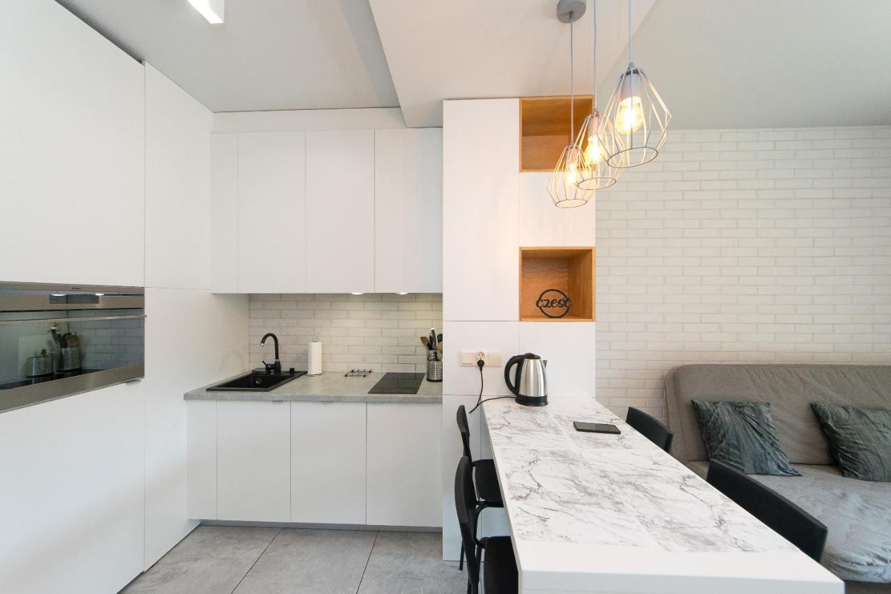 Apartment Main Trainstation One Bedroom Ac P4you Pl *