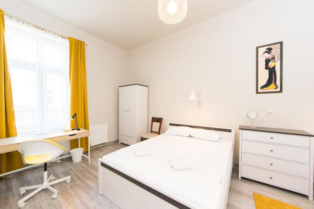 Mariacki Church 3-rooms P4you Pl * Krakau