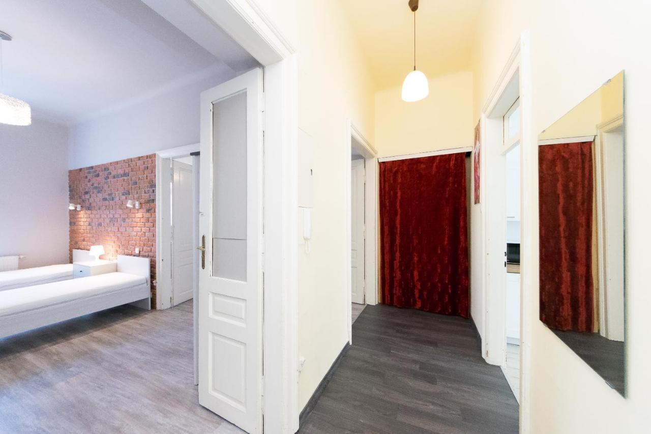 Mariacki Church 3-rooms P4you Pl Krakau