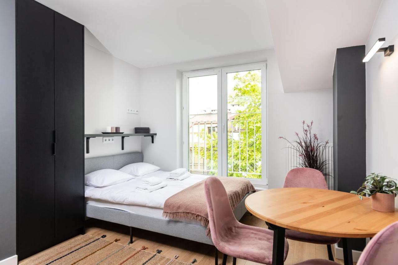 Smart - Old Town & Main Train Station - By Upstairs Appartement Krakau