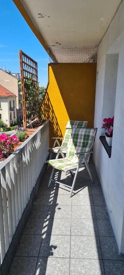 Sweet With A Private Parking Place!! Apartment Krakow