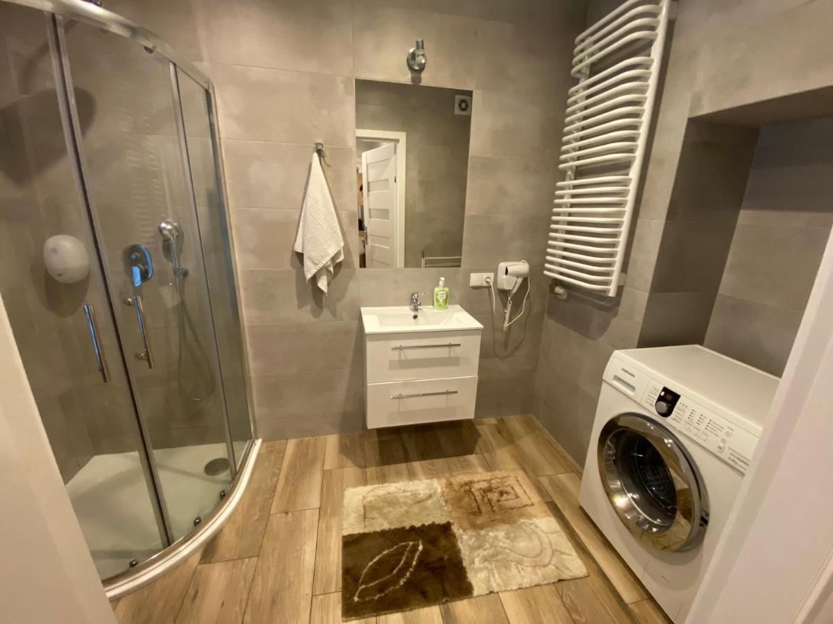Apartment In The Old Town Bosacka 7