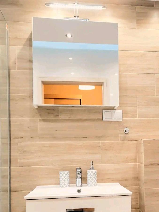 Cracow Novum Downtown 4 Persons Apartment Krakow