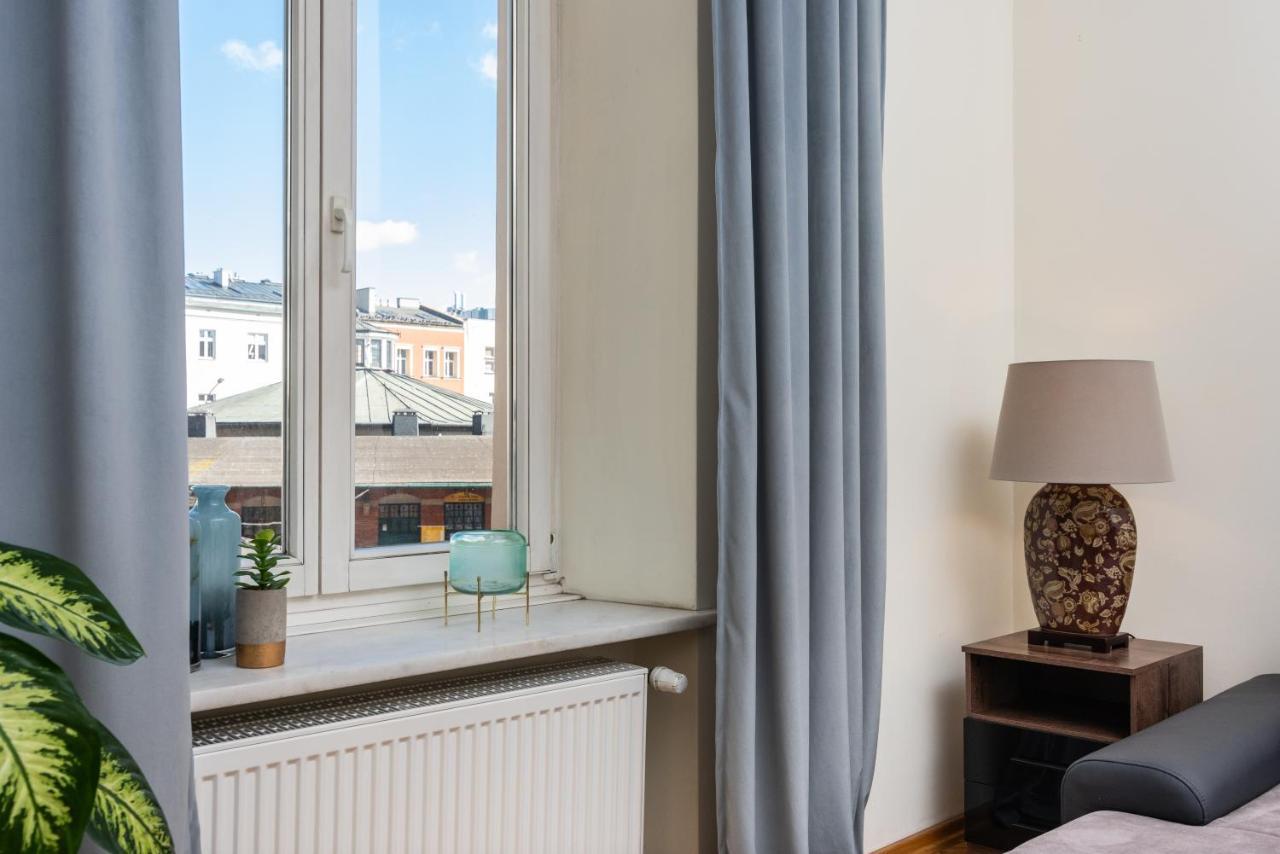 Plac Nowy - The Heart Of Jewish Quarter - By Upstairs * Krakau