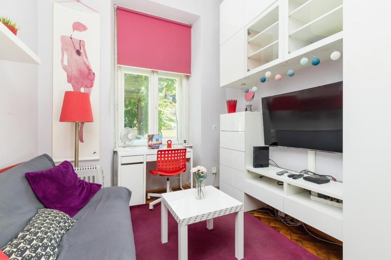 Mezzanine Microapartment Apartamento