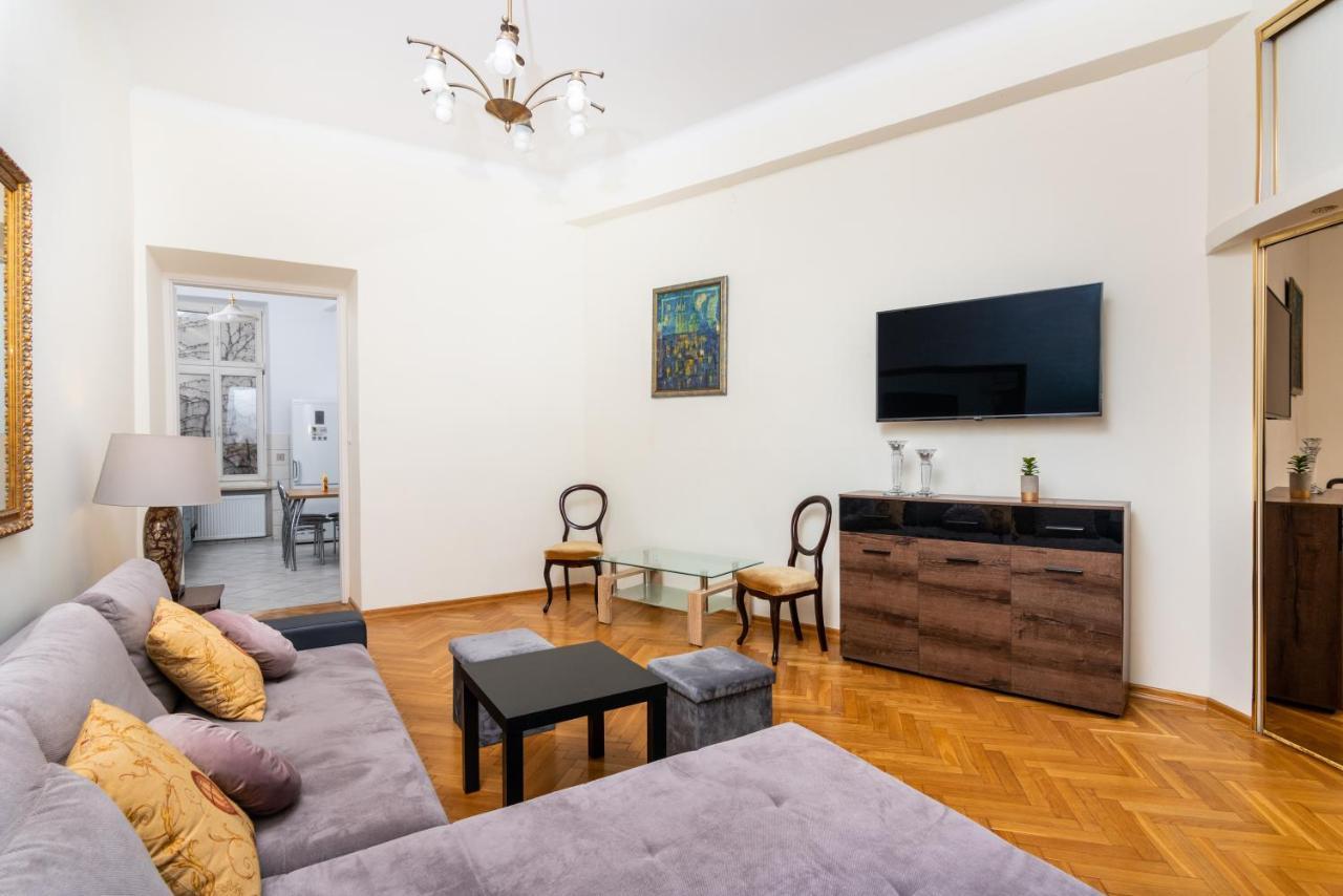Plac Nowy - The Heart Of Jewish Quarter - By Upstairs *