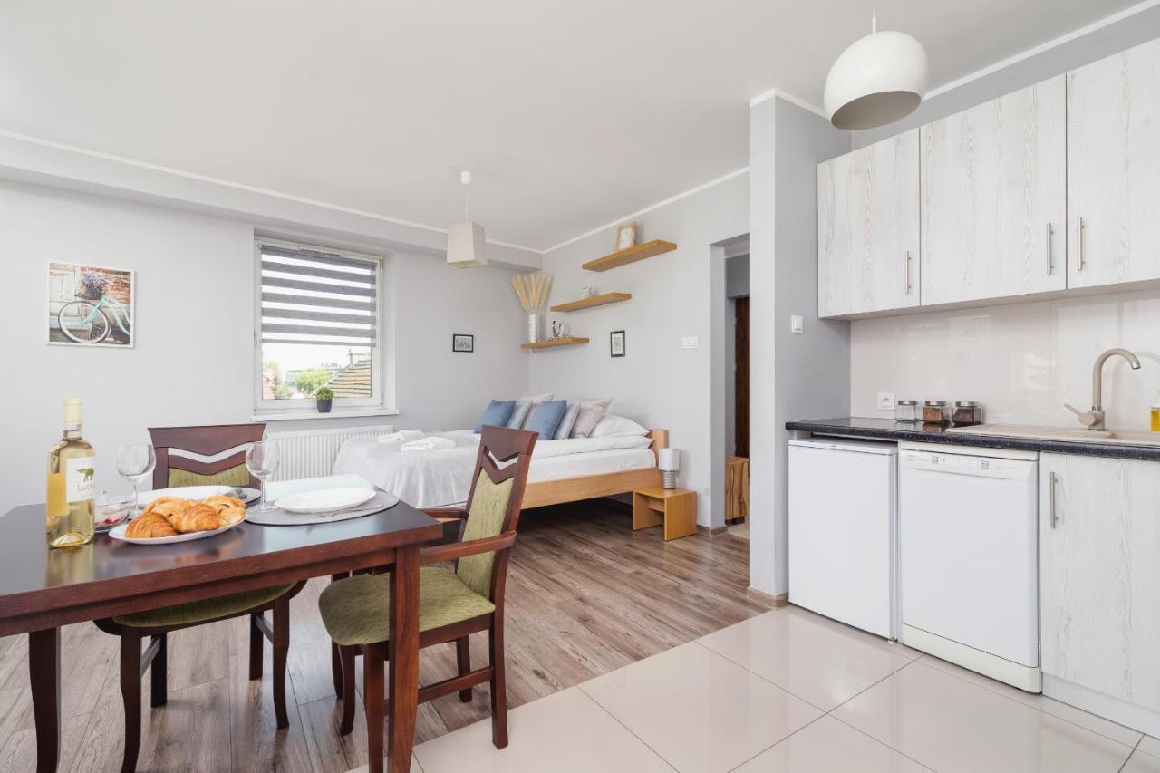 Studio Gromadzka By Renters Apartament *
