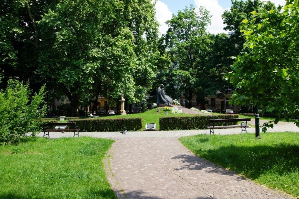 Attractive Oldtown Near Thetrain Station
