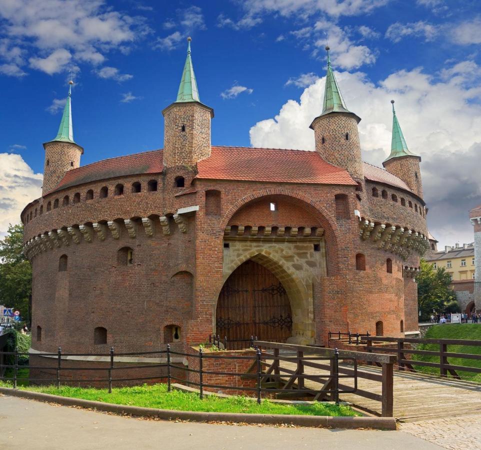 Attractive Oldtown Near Thetrain Station *