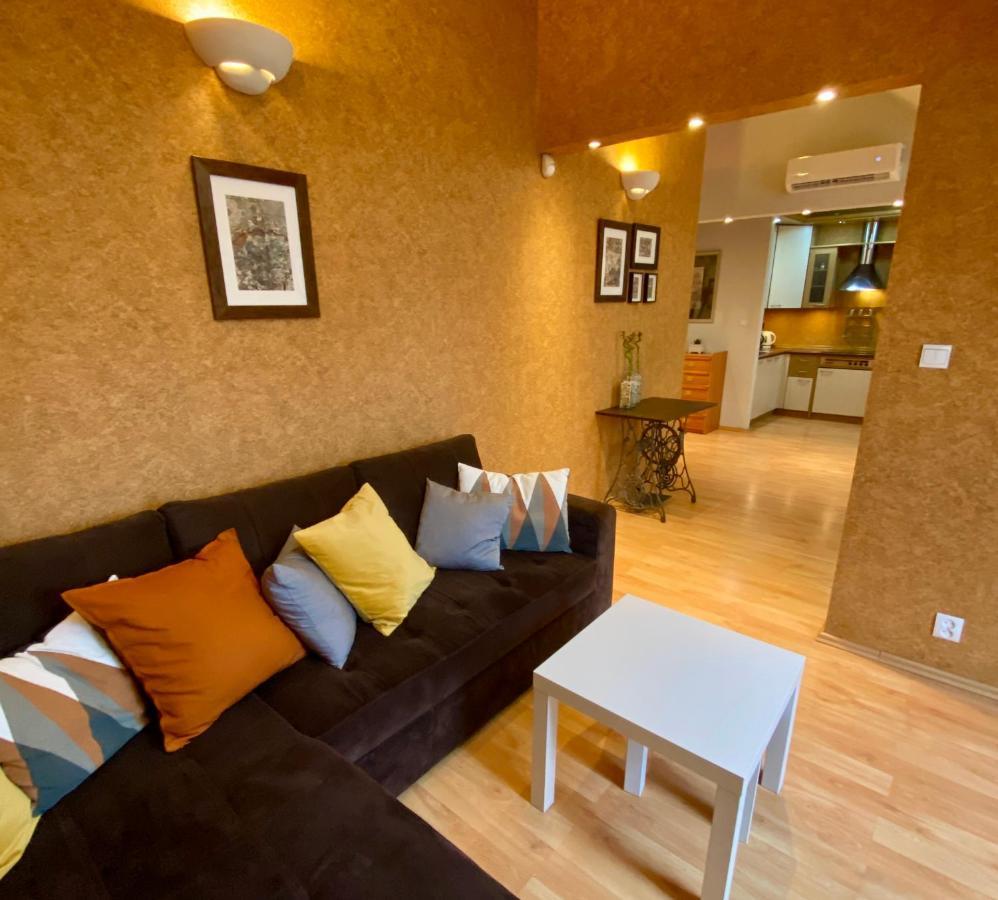 Apartamento Dekoratoria *