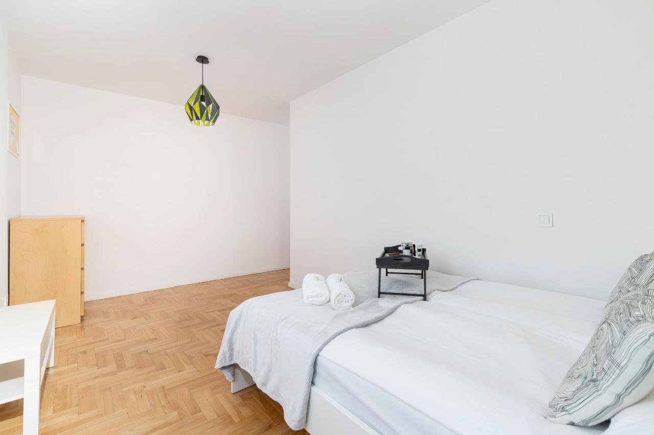 Apartment A'la Castle Wysockiej By Renters