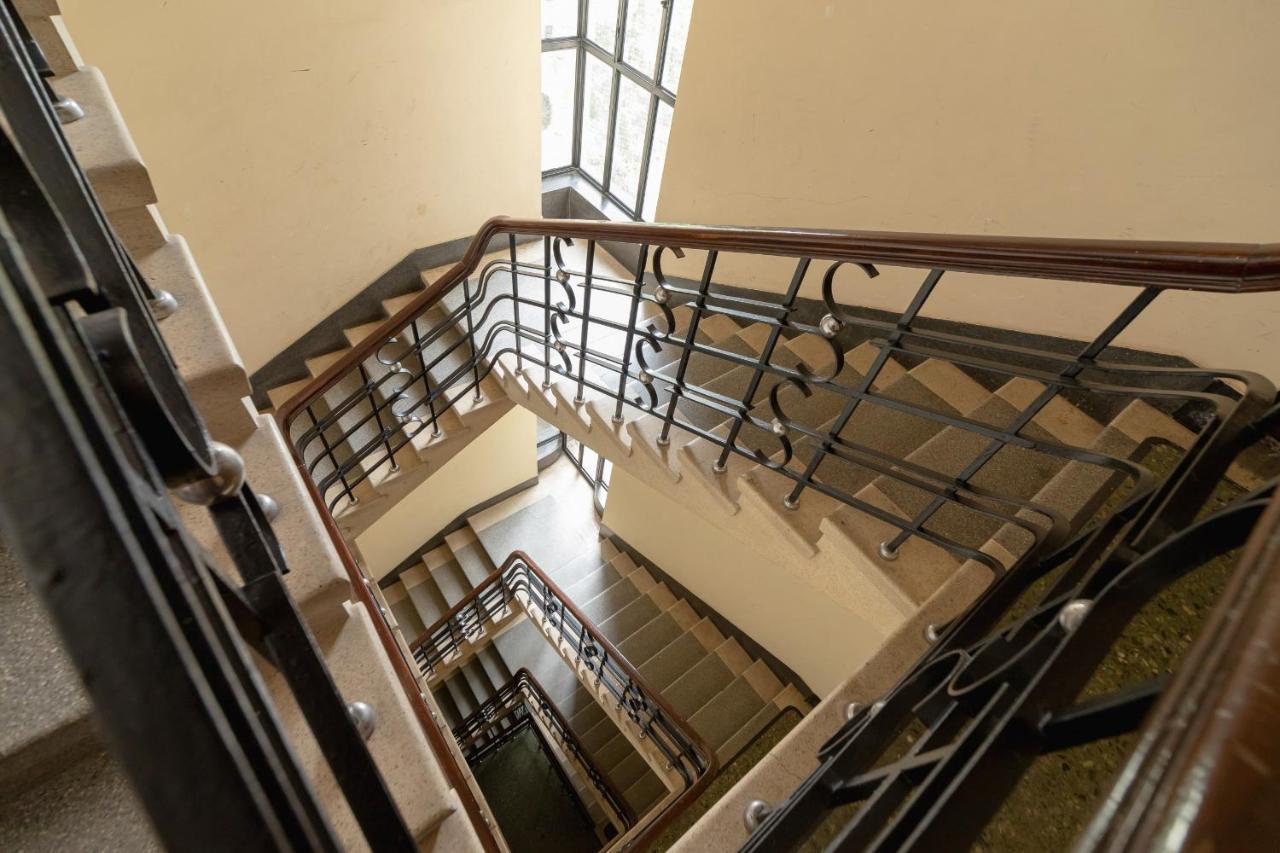Apartment Slowacki Avenue Family Cracow By Renters Krakow