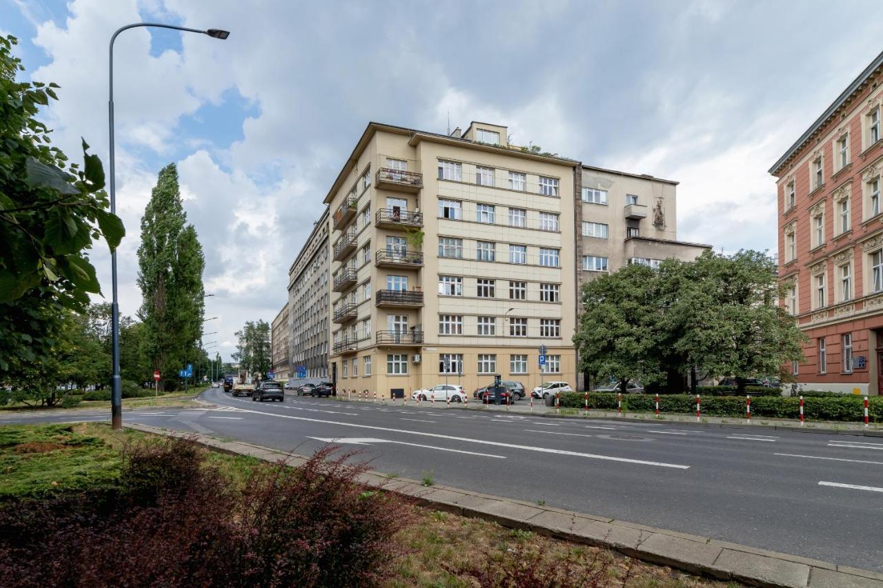 Apartment Slowacki Avenue Family Cracow By Renters *