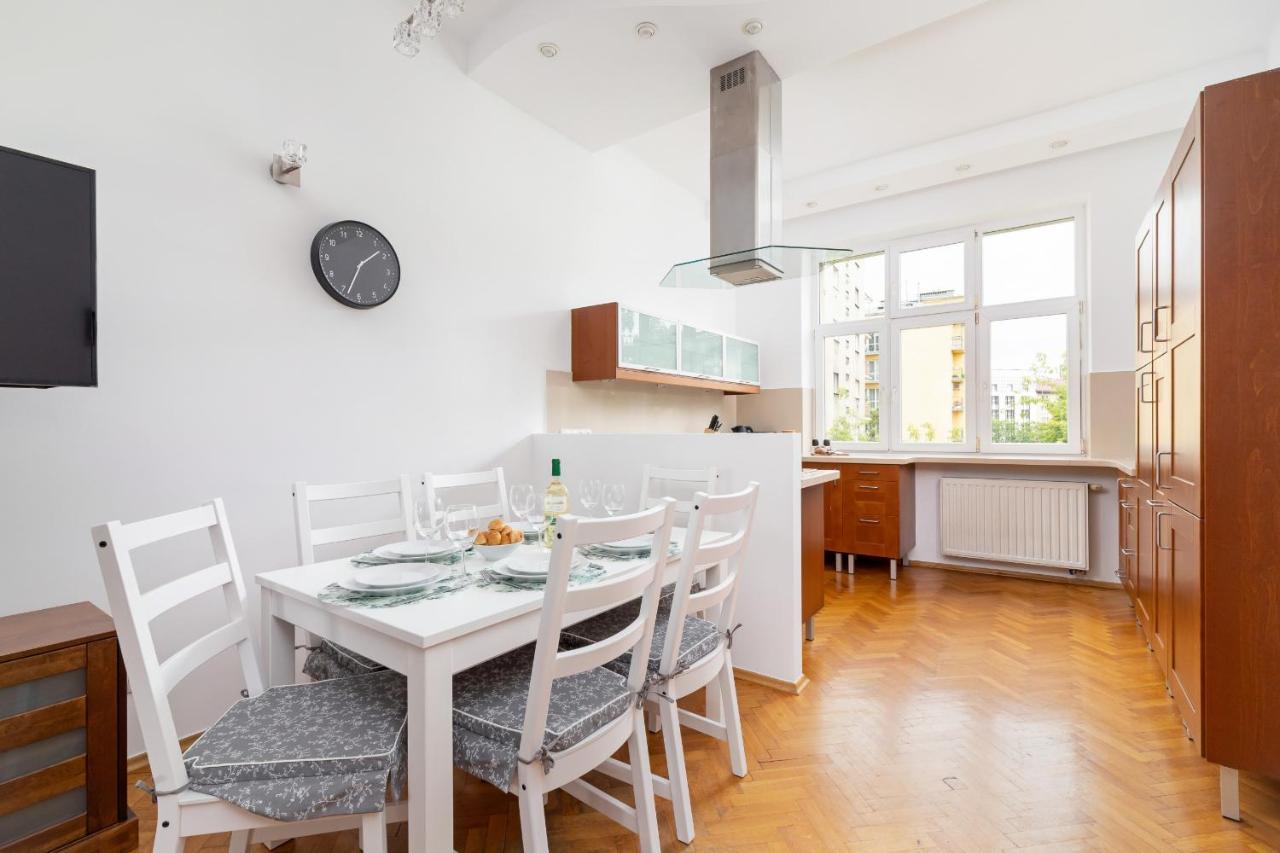 Slowacki Avenue Family Cracow By Renters Krakow